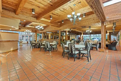 4000 Towerside Terrace Miami FL 33138