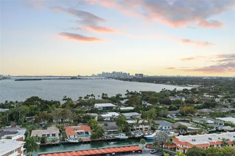 4000 Towerside Terrace Miami FL 33138