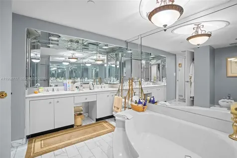 4000 Towerside Terrace Miami FL 33138