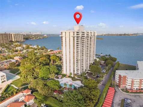 4000 Towerside Terrace Miami FL 33138