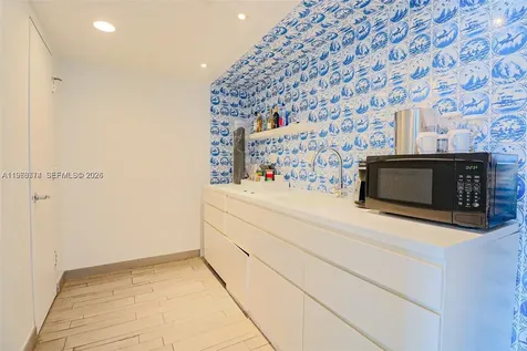 1100 West Avenue Miami Beach FL 33139