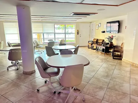 1990 W 56th Street Hialeah FL 33012