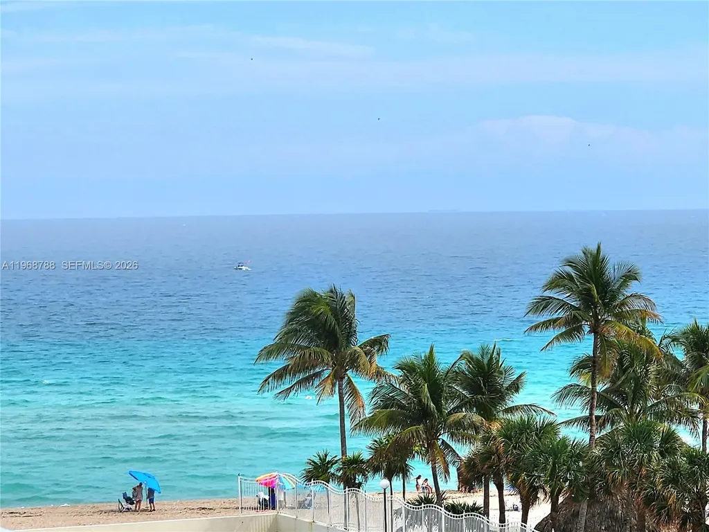 3725 S Ocean Drive Hollywood FL 33019