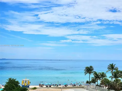 3725 S Ocean Drive Hollywood FL 33019