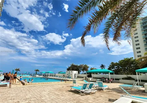 3725 S Ocean Drive Hollywood FL 33019