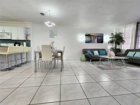 3725 S Ocean Drive Hollywood FL 33019