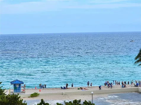 3725 S Ocean Drive Hollywood FL 33019