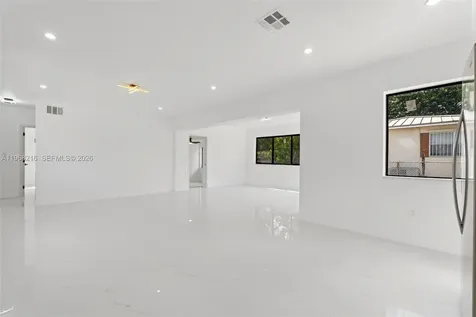 14950 NE 2nd Avenue Miami FL 33161