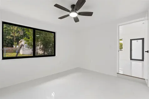 14950 NE 2nd Avenue Miami FL 33161