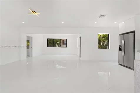 14950 NE 2nd Avenue Miami FL 33161