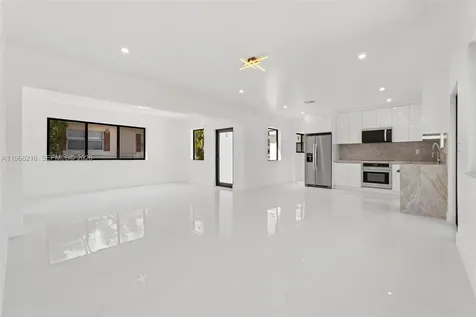 14950 NE 2nd Avenue Miami FL 33161
