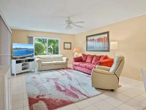 7464 SE Concord Place Hobe Sound FL 33455