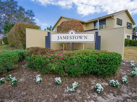 7464 SE Concord Place Hobe Sound FL 33455
