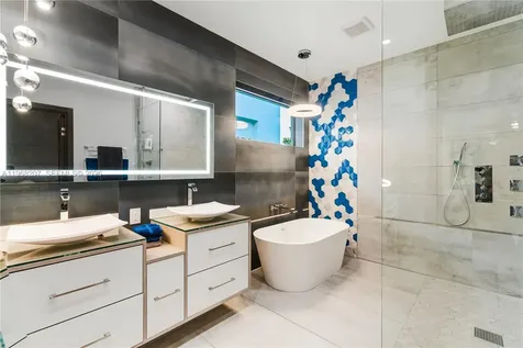 400 NW 24th Street Wilton Manors FL 33311