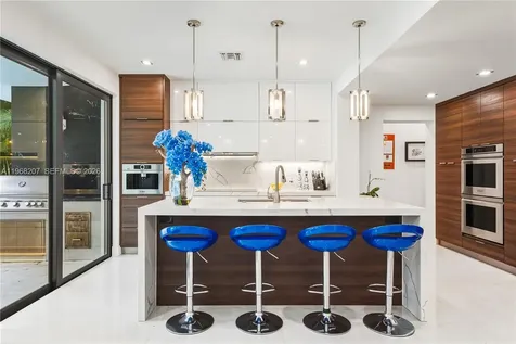 400 NW 24th Street Wilton Manors FL 33311