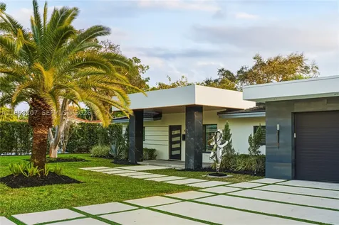 400 NW 24th Street Wilton Manors FL 33311