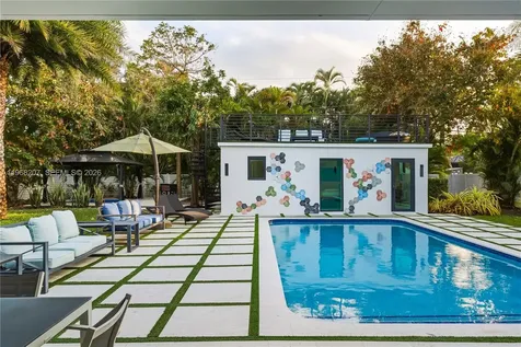 400 NW 24th Street Wilton Manors FL 33311