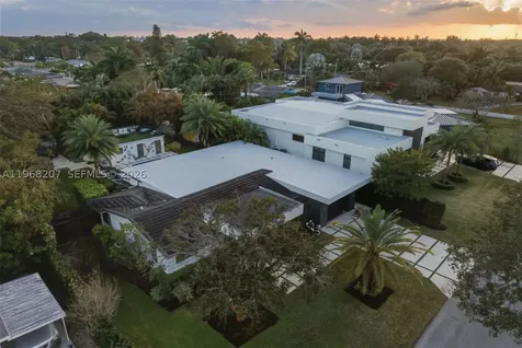 400 NW 24th Street Wilton Manors FL 33311