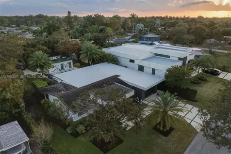 400 NW 24th Street Wilton Manors FL 33311