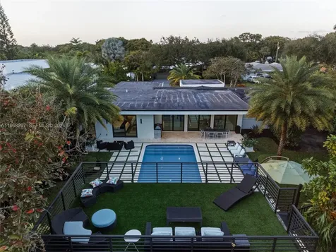 400 NW 24th Street Wilton Manors FL 33311