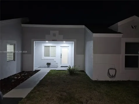 14351 SW 93rd Terrace Miami FL 33186