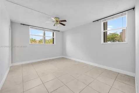 2861 Somerset Drive Lauderdale Lakes FL 33311