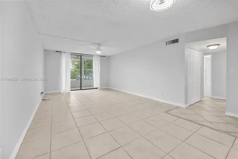 2861 Somerset Drive Lauderdale Lakes FL 33311