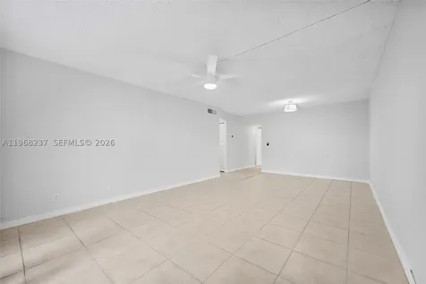2861 Somerset Drive Lauderdale Lakes FL 33311