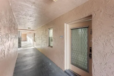 2861 Somerset Drive Lauderdale Lakes FL 33311