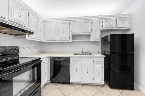 2861 Somerset Drive Lauderdale Lakes FL 33311