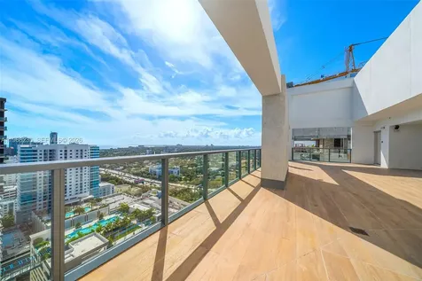 229 SW 9th Street Miami FL 33130