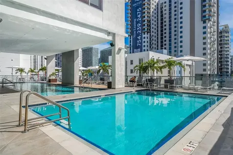 229 SW 9th Street Miami FL 33130