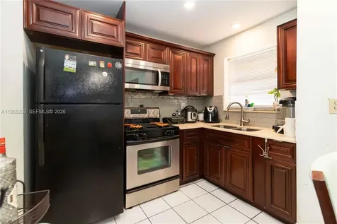 8895 Fontainebleau Boulevard Miami FL 33172