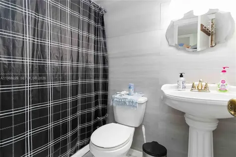 8895 Fontainebleau Boulevard Miami FL 33172