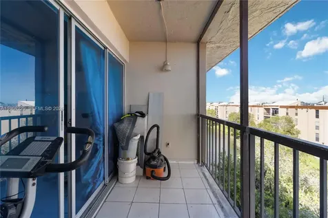 8895 Fontainebleau Boulevard Miami FL 33172
