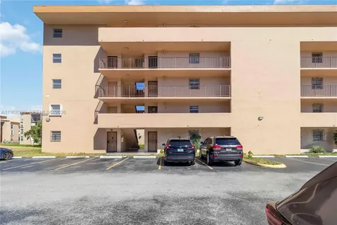 8895 Fontainebleau Boulevard Miami FL 33172