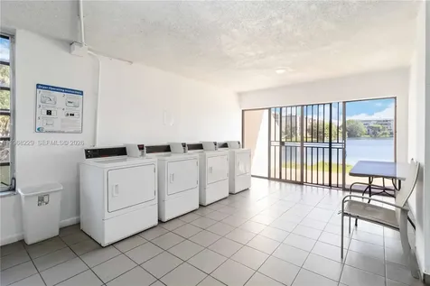 8895 Fontainebleau Boulevard Miami FL 33172