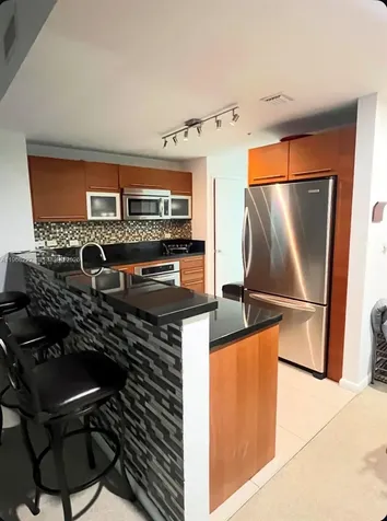 253 NE 2nd Street Miami FL 33132