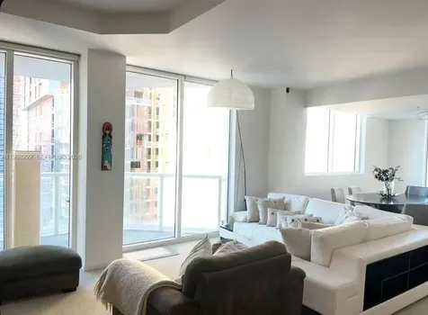 253 NE 2nd Street Miami FL 33132