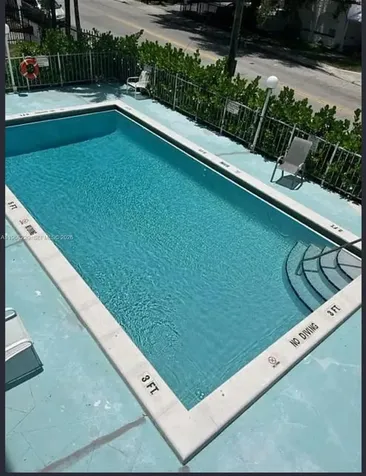 140 NW 14th Avenue Miami FL 33125