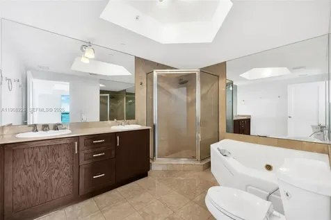 10 Venetian Way Miami Beach FL 33139