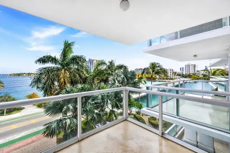 10 Venetian Way Miami Beach FL 33139