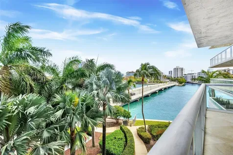 10 Venetian Way Miami Beach FL 33139