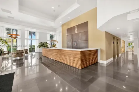 10 Venetian Way Miami Beach FL 33139