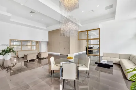 10 Venetian Way Miami Beach FL 33139