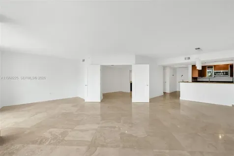 10 Venetian Way Miami Beach FL 33139