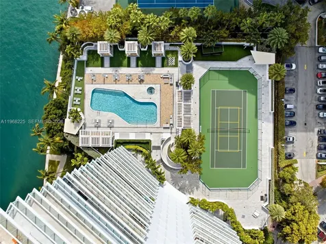 10 Venetian Way Miami Beach FL 33139
