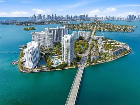 10 Venetian Way Miami Beach FL 33139