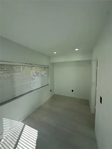 109 NW 6th Avenue Miami FL 33128