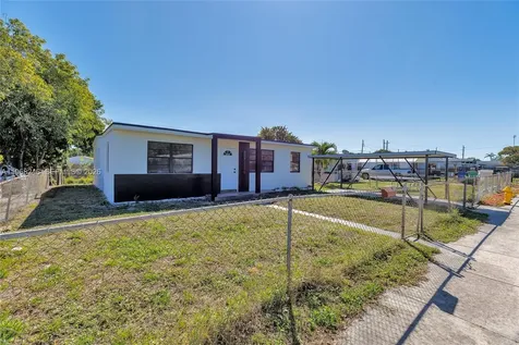 2330 Rutland Street Opa-Locka FL 33054
